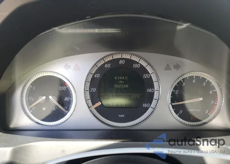 2008 Mercedes-Benz C 300 z USA, uszkodzony, nr VIN WDDGF54X78F156679